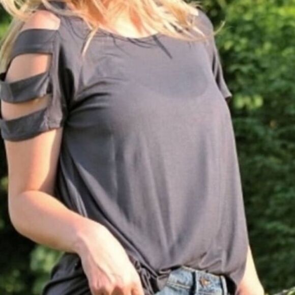 ‎Caged Cold Shoulder Tee - Picture 2 of 7